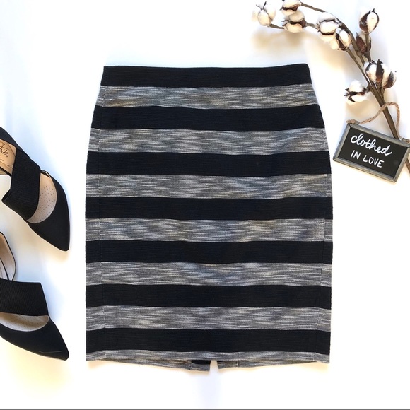 J. Crew Factory Dresses & Skirts - J. Crew Black & Grey Striped Jacquard Pencil Skirt